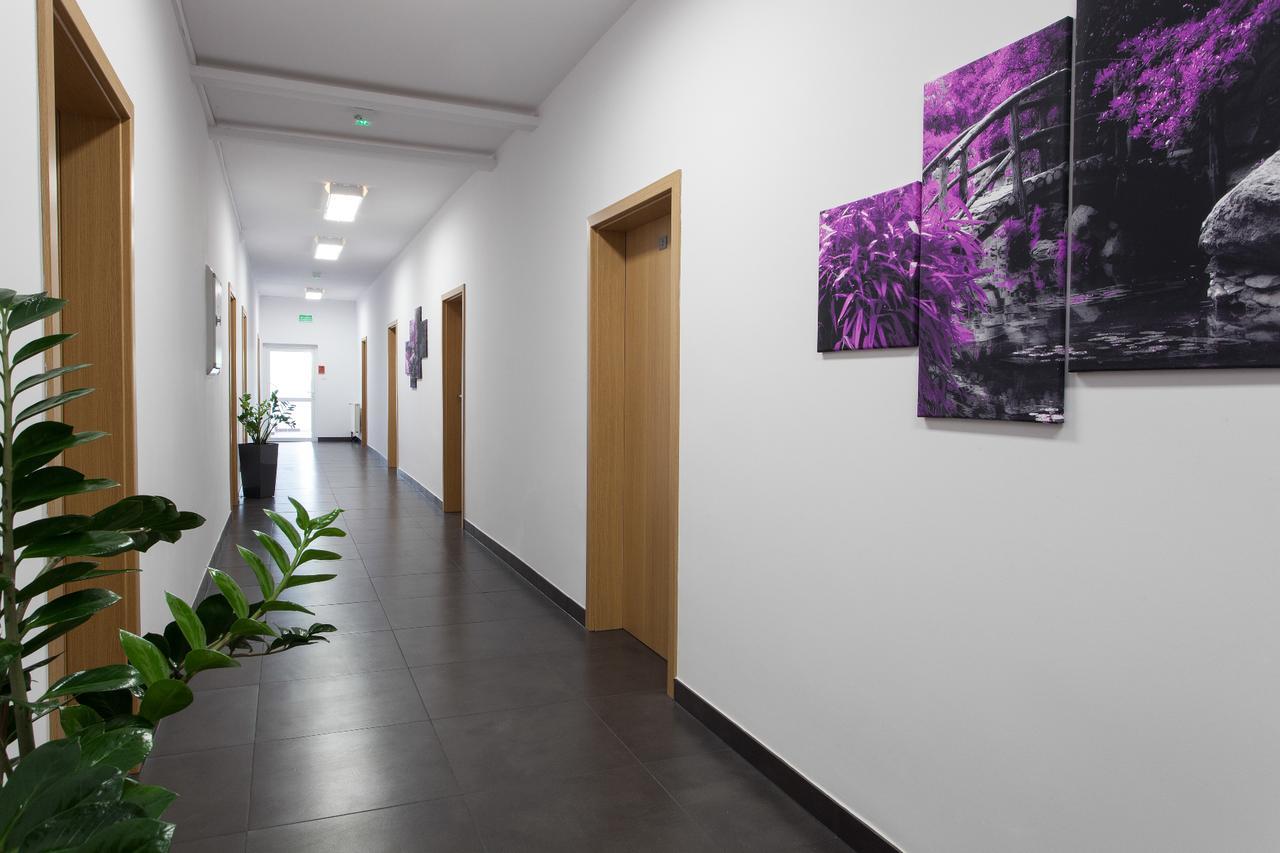 Hostel Dom Studenta Nr 1 Ans W Koninie Konin  Zewnętrze zdjęcie